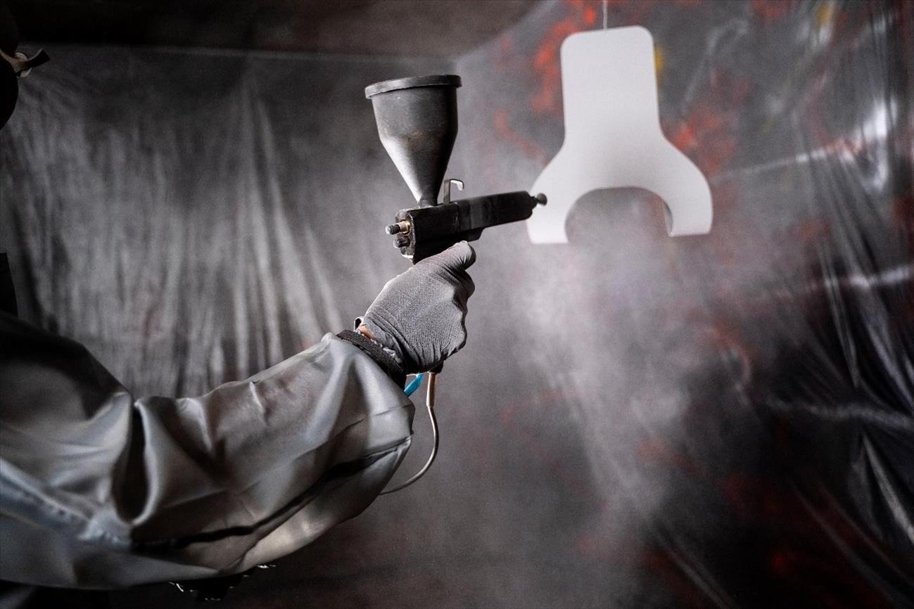 spray paint